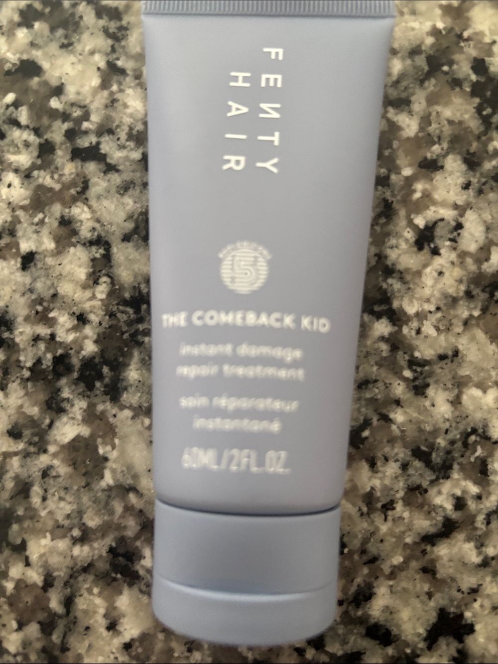 Fenty Hair The Comeback Kid Instant Damage Repair Treatment - Light Blue